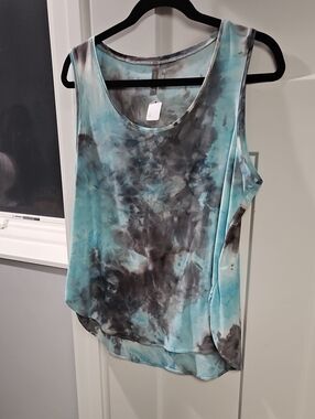 Last Tango Aqua and Gray Tie-Dye Sleeveless Tank